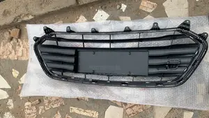 Trax 2018 Front Grille