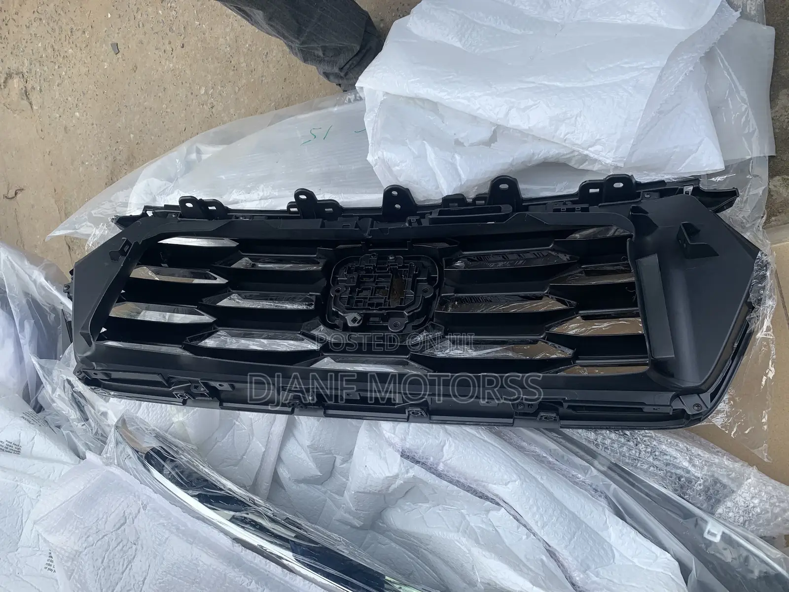 Honda Pilot 2024 Front Grille
