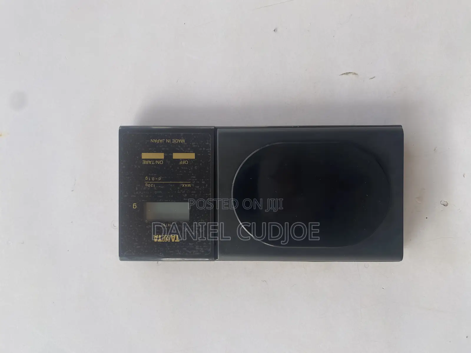Tanita Gold Scale