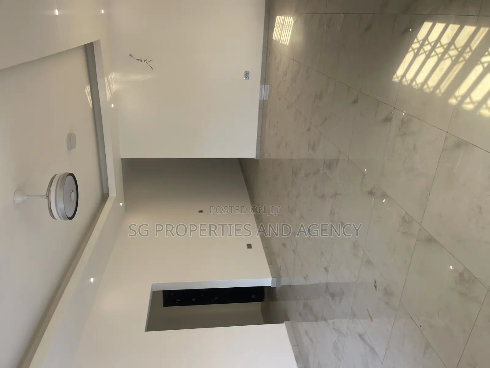 3bdrm House in Coastal, Spintex for rent