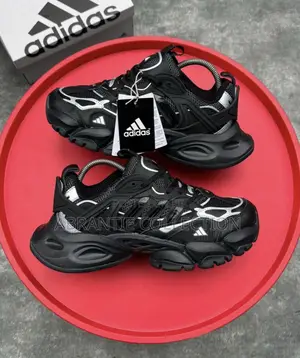 Adidas XLG Runner Deluxe