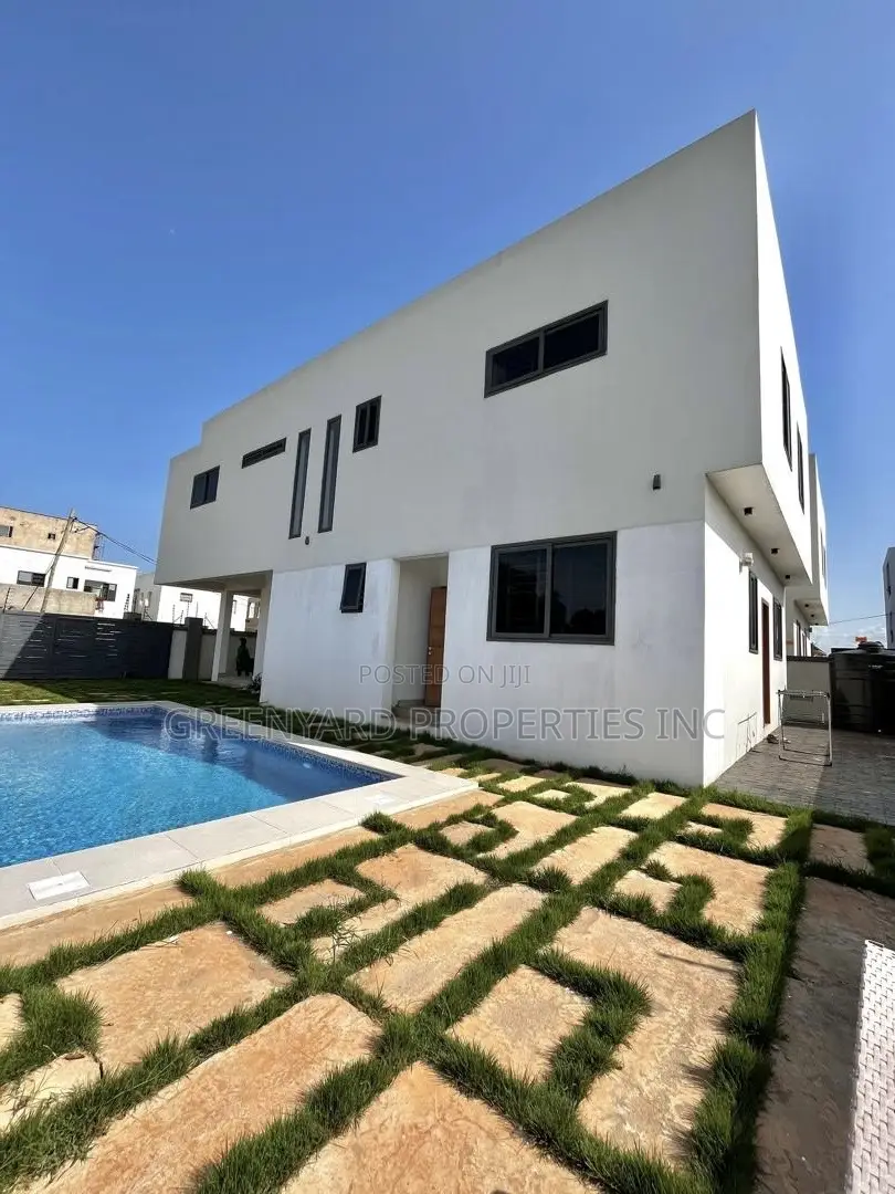 4bdrm House in West Trassaco, Adjiriganor for sale