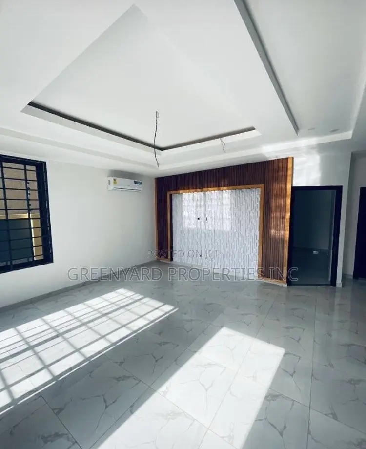 3bdrm House in Lakeside, Ashaley Botwe for sale