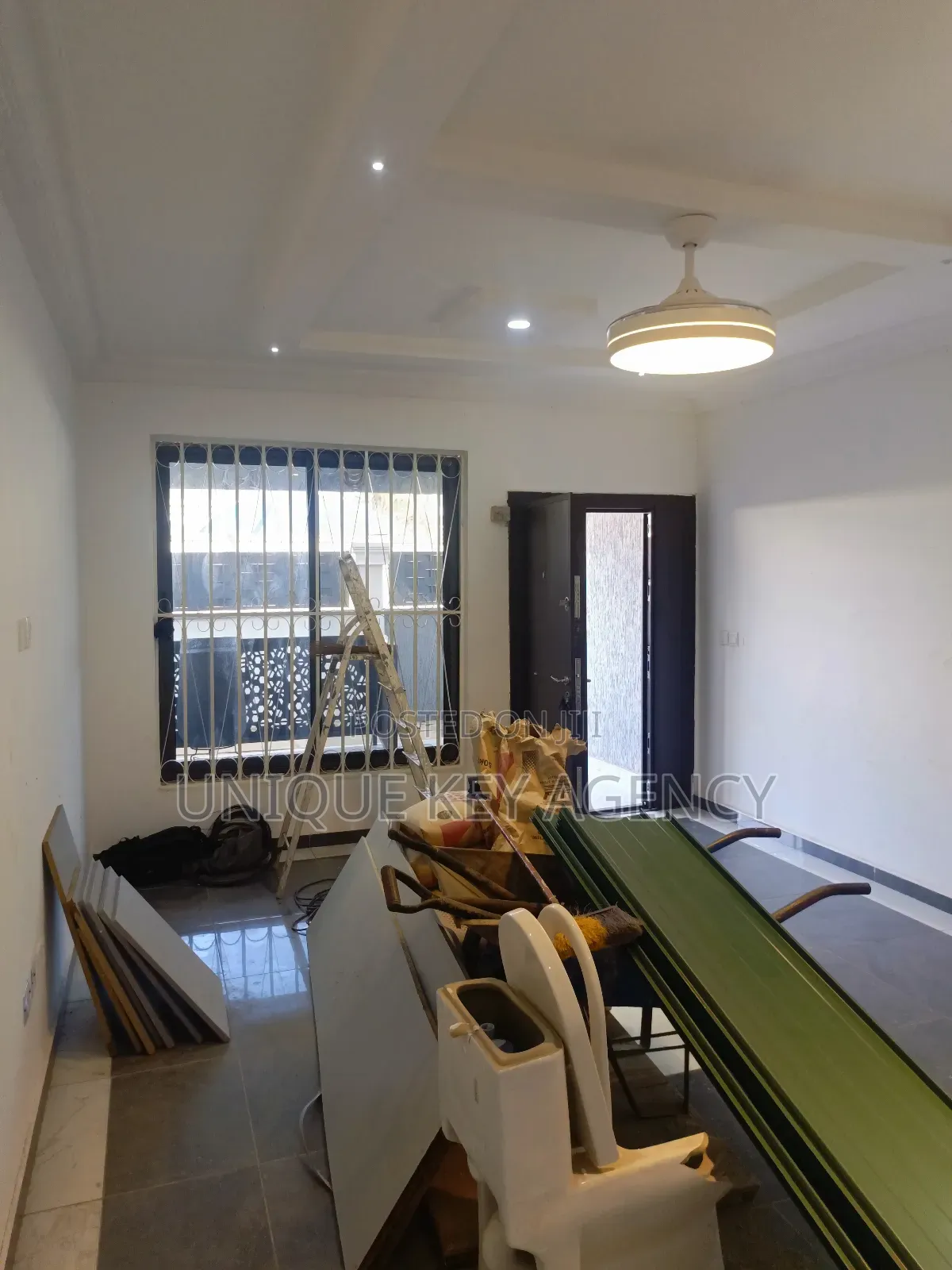 2bdrm Apartment in Unique Key Agency, Airport Residential Area