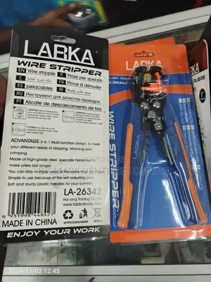 Automatic Wire Stripper and Crimper Self Adjusting