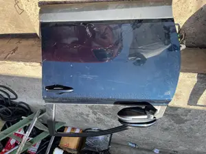 Toyota Rav 4 2017 Door