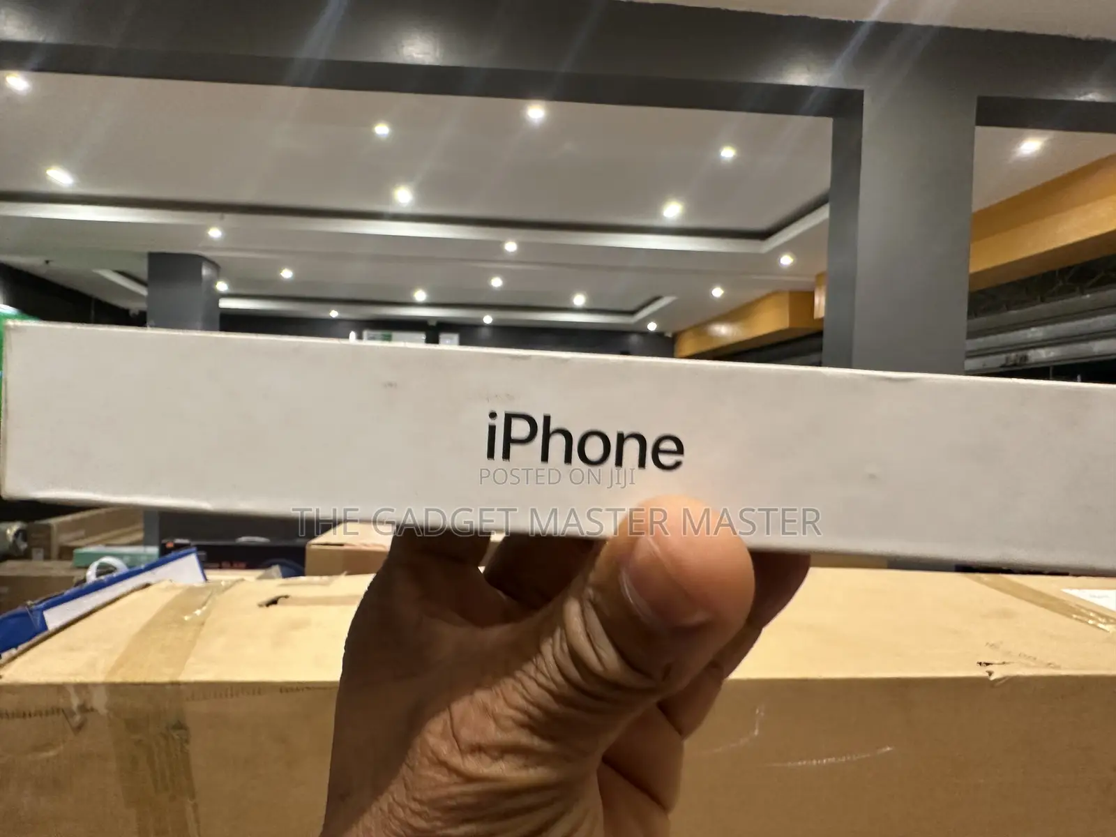 New Apple iPhone 16 Pro Max 256 GB Black