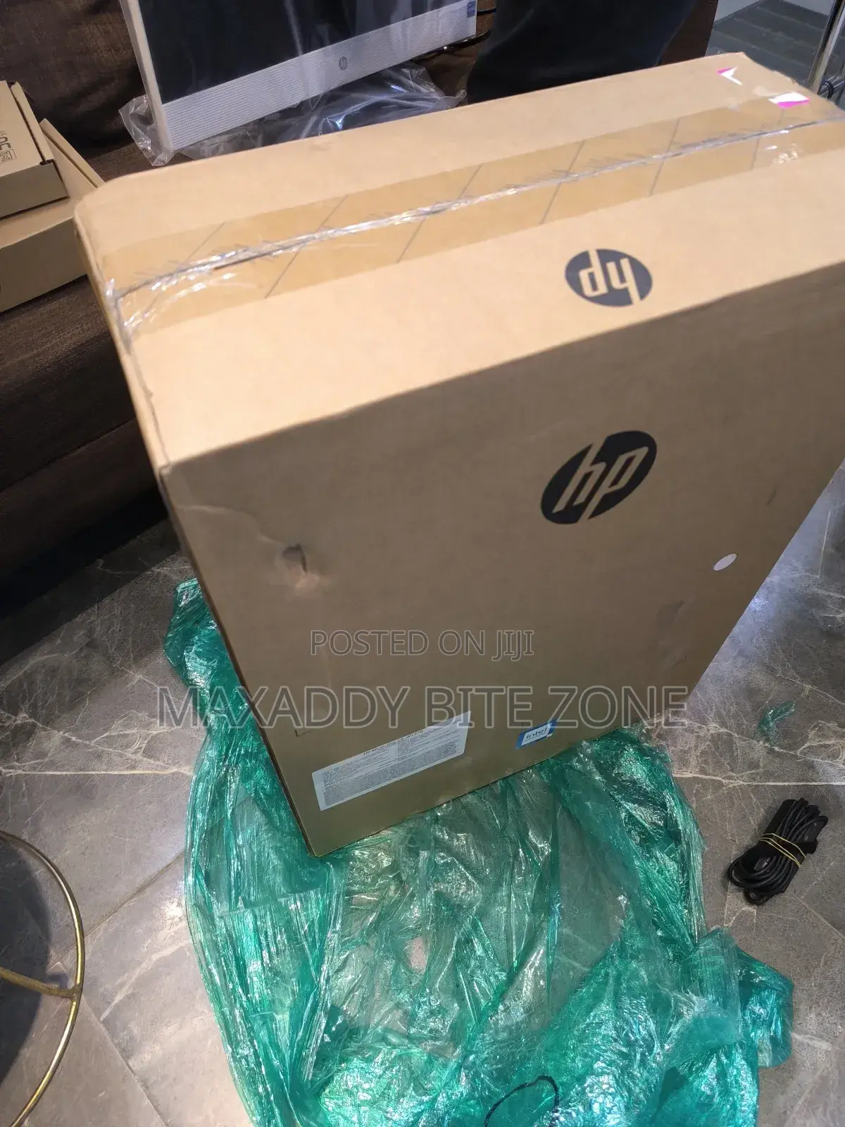 New Desktop Computer HP AiO 24 8GB Intel Core i5 SSD 512GB