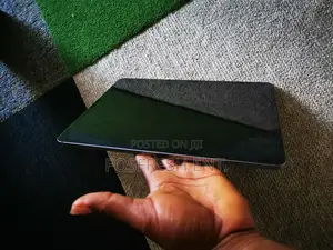 Apple iPad Pro 12.9 (2022) 256 GB Silver