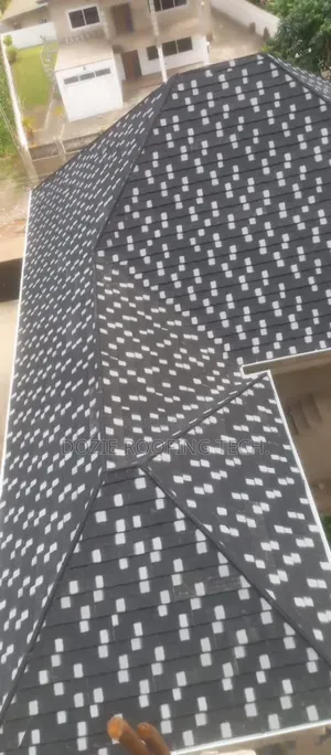 Different Colors of Shingle Installation