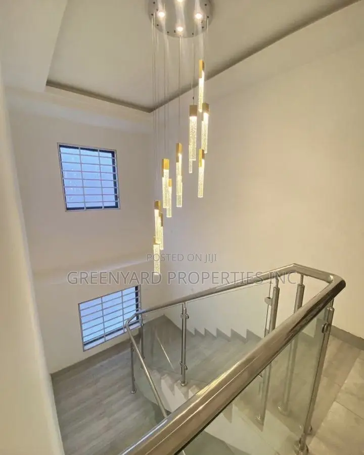 4bdrm House in American House, East Legon for sale