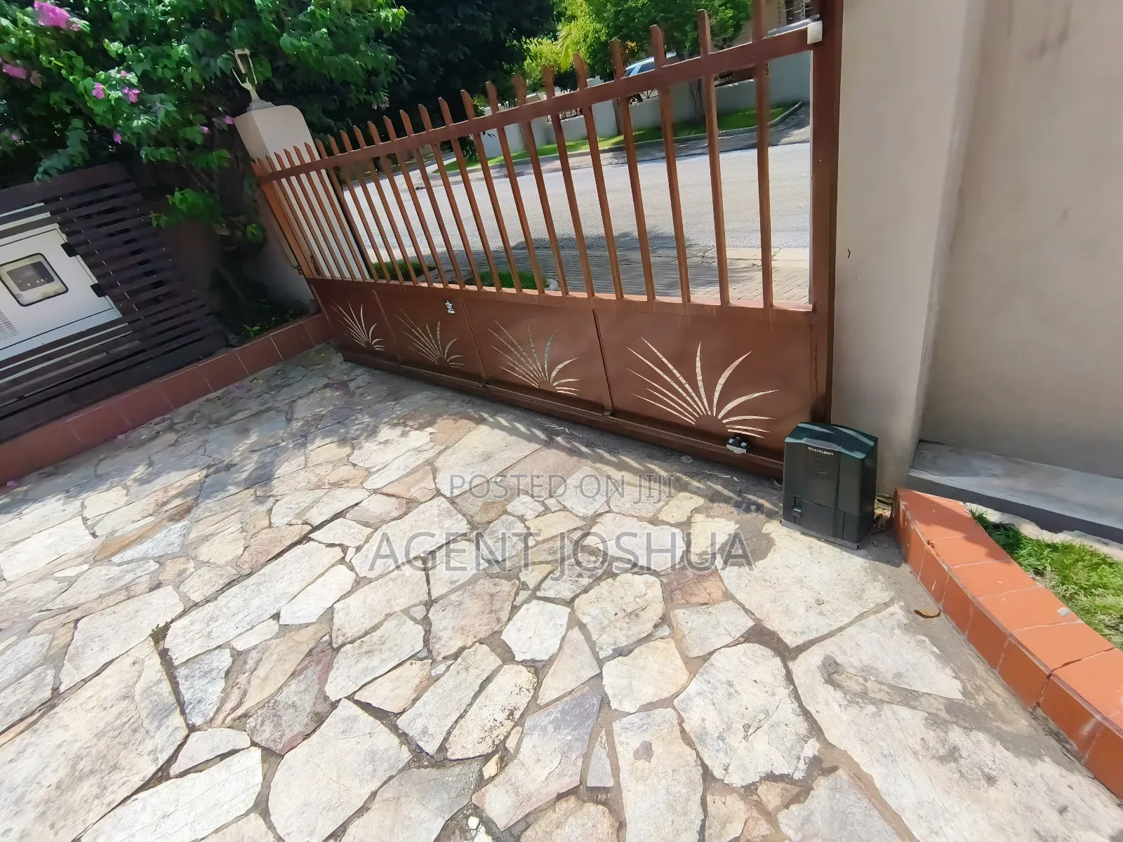 3bdrm House in Regimanuel Estate, Airport Residential Area for rent