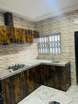 3bdrm House in Pokuase Odumasi, Ga West Municipal for sale