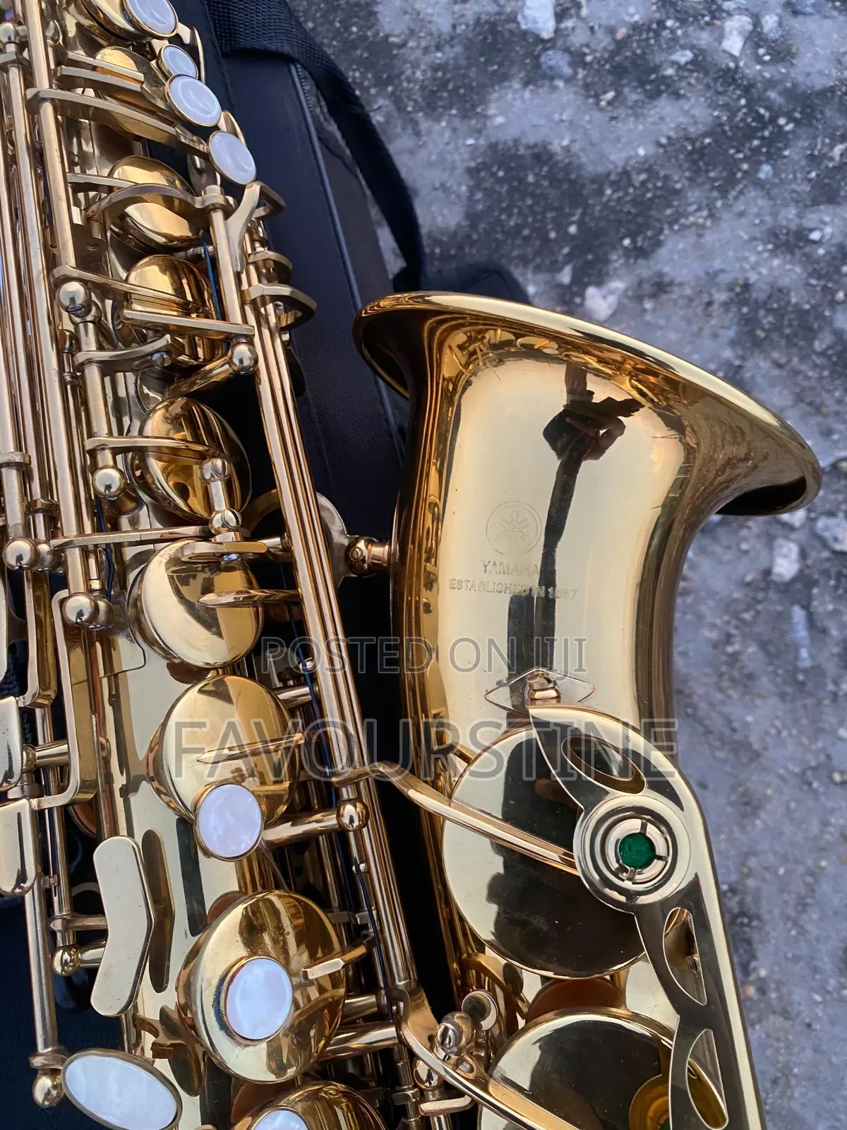 Yamaha Alto Saxophone - Semi New