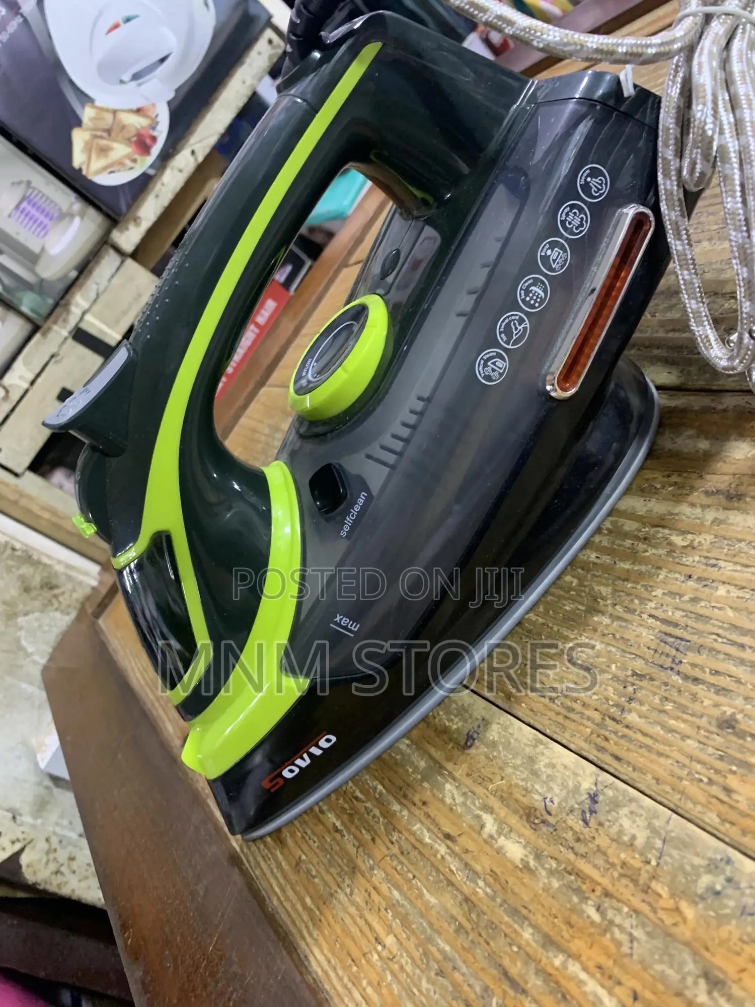 Sovio Steam Iron