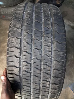 Original First Grade Used Tyre 285/50r20 Available for Cars