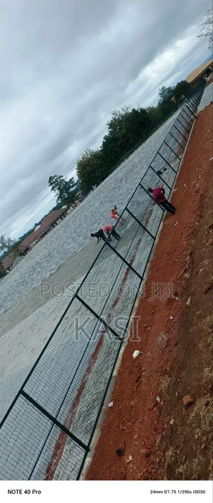 Panel Mesh New Fencing Style