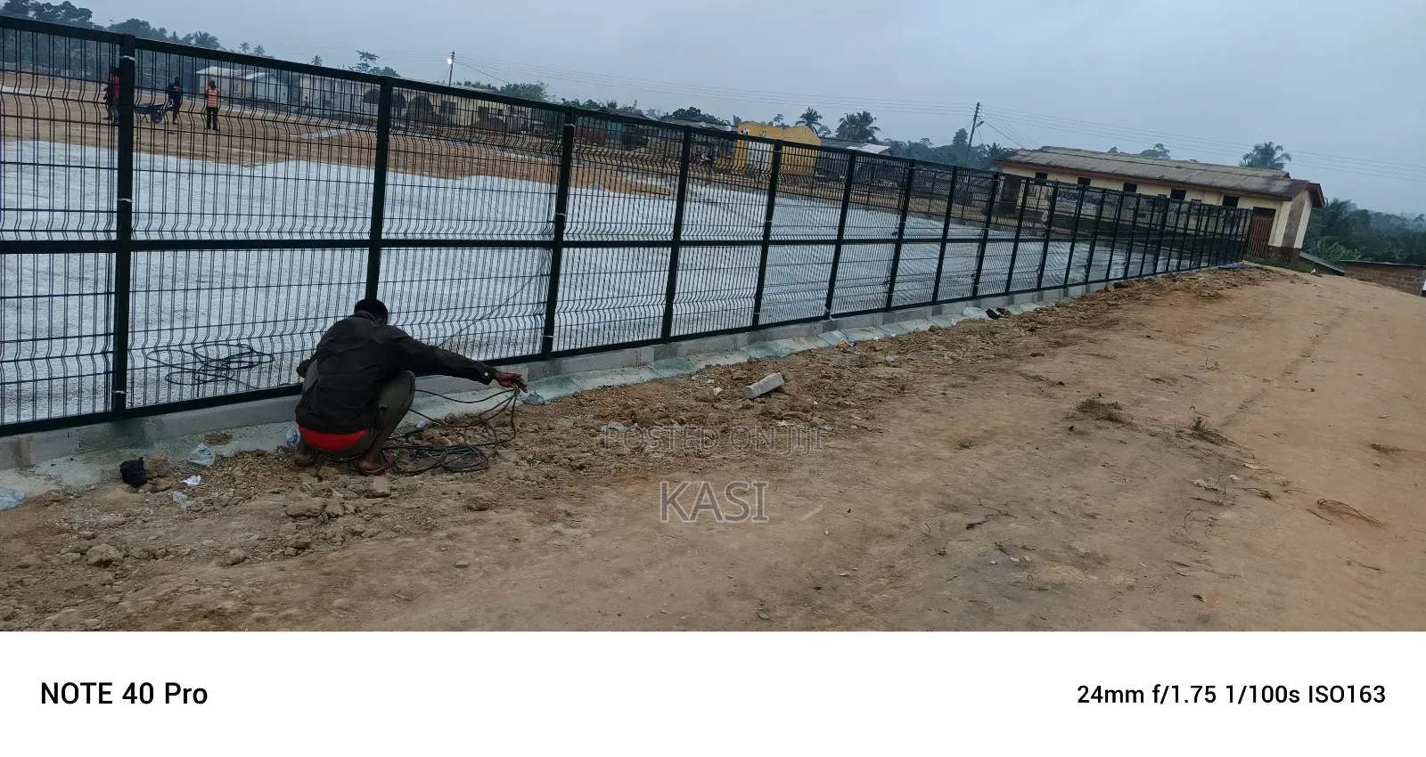 Panel Mesh New Fencing Style