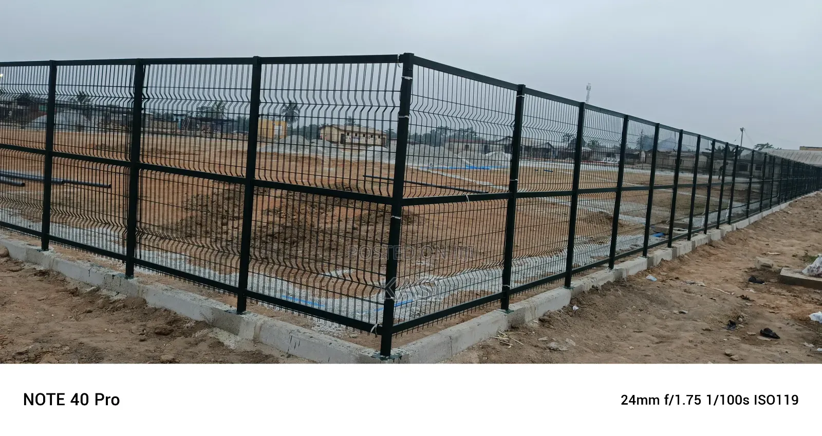 Panel Mesh New Fencing Style