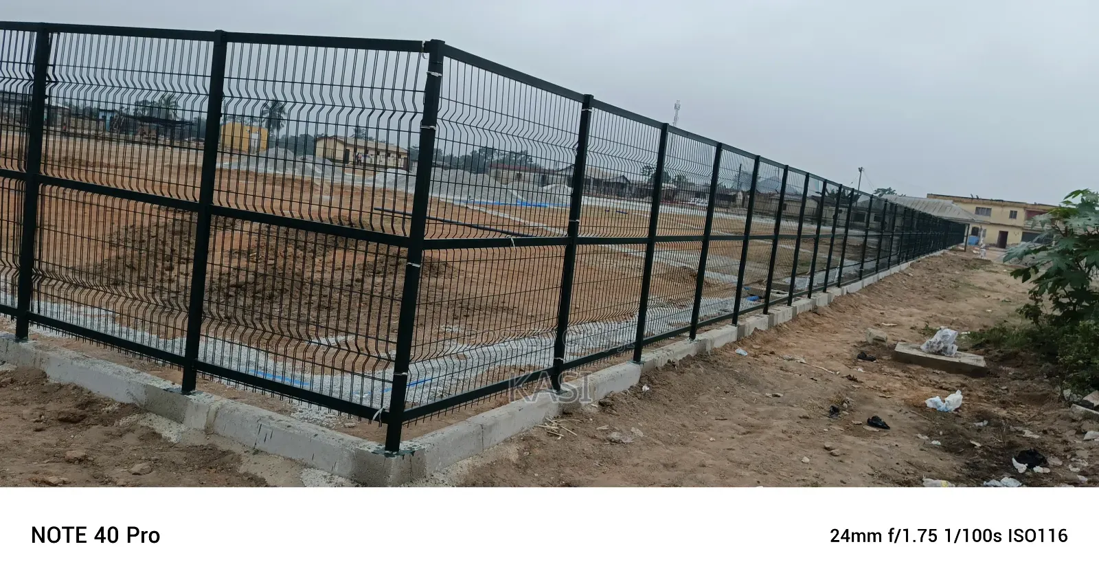 Panel Mesh New Fencing Style