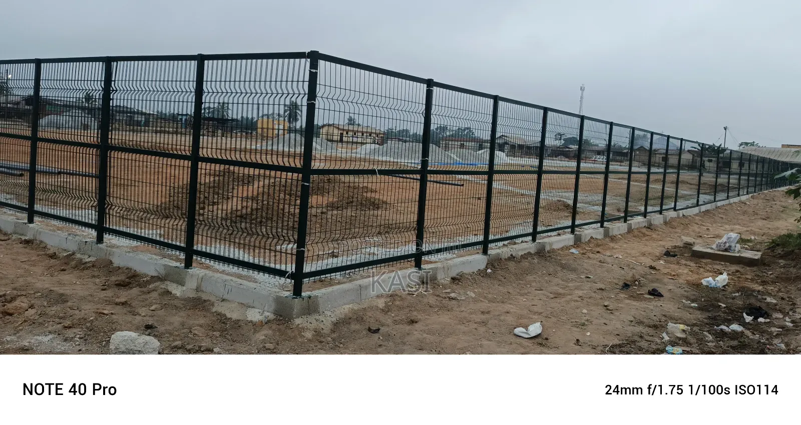 Panel Mesh New Fencing Style