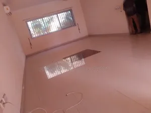 4bdrm House in Airport Residential Area for rent