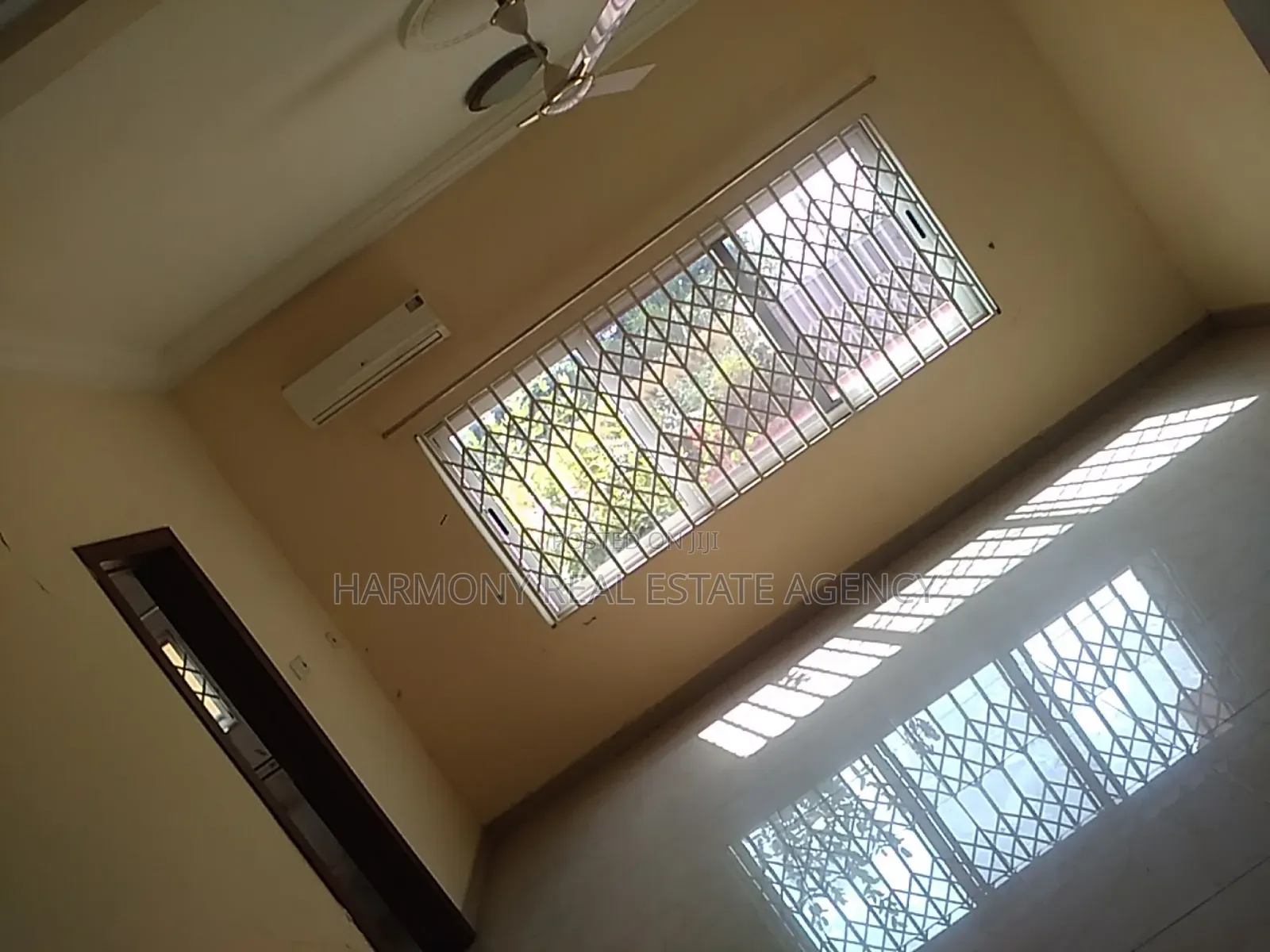 4bdrm House in Airport Residential Area for rent