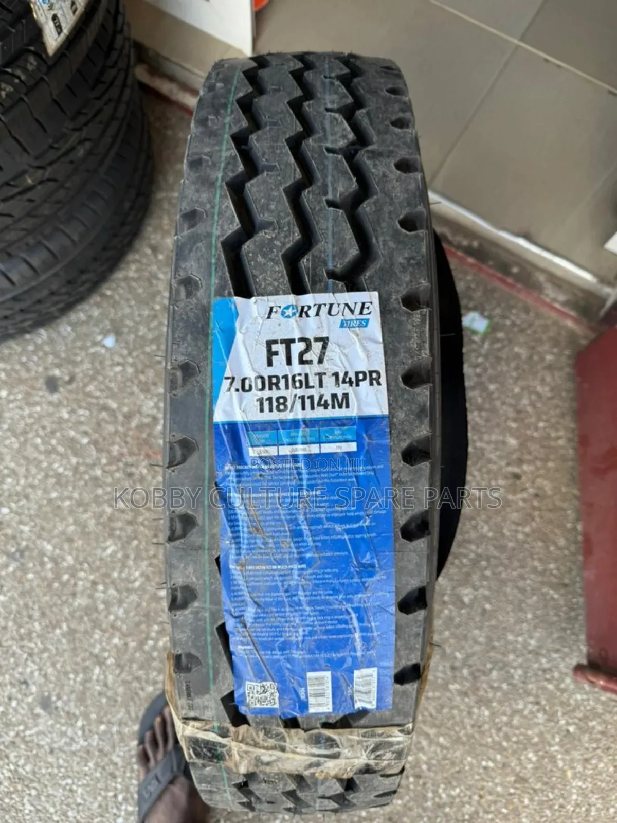 Original Fortune 7.00 R16 Lt Tyres Available for All Cars