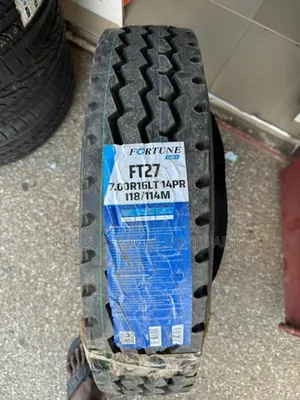 Original Fortune 7.00 R16 Lt Tyres Available for All Cars
