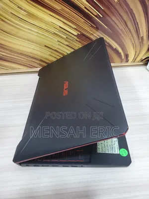 Laptop Asus TUF Dash F15 8GB AMD Ryzen 5 HDD 256GB