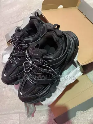 Balenciaga Track