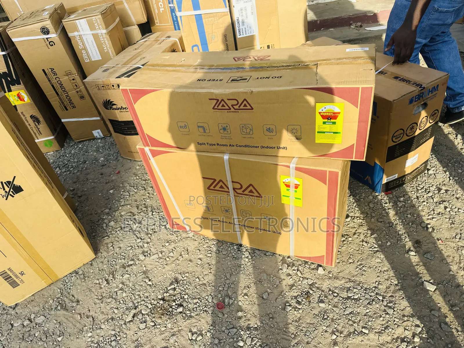 Low Energy Consumption Split R410 Gas Zara 1.5hp