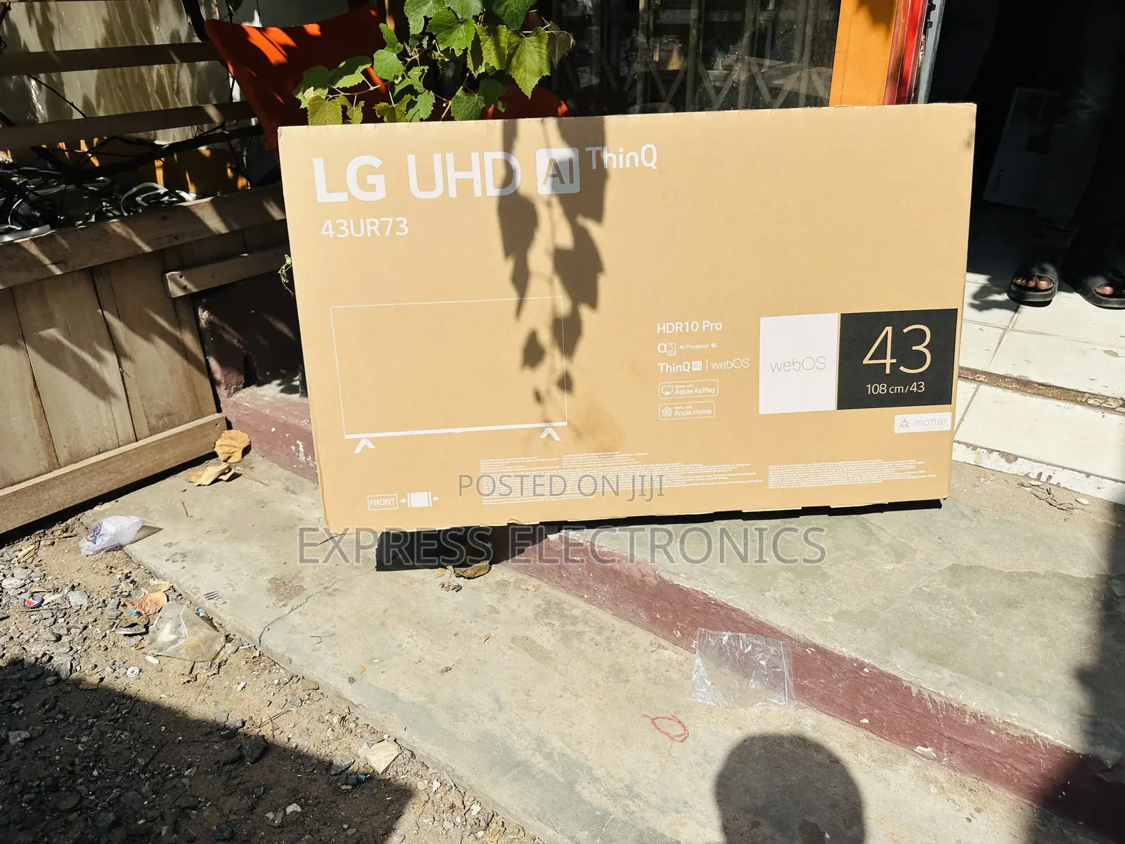 Slim and Sleek UHD Smart LG 43” UR73 2023 Model. Slim.
