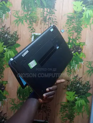 Laptop HP ProBook 430 G3 4GB Intel Core I5 HDD+SSD 500GB