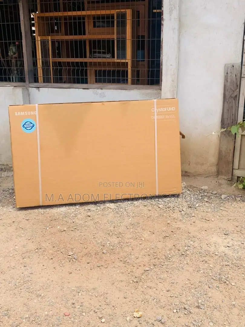 Samsung 65DU8000: Stunning 65-Inch UHD Smart TV