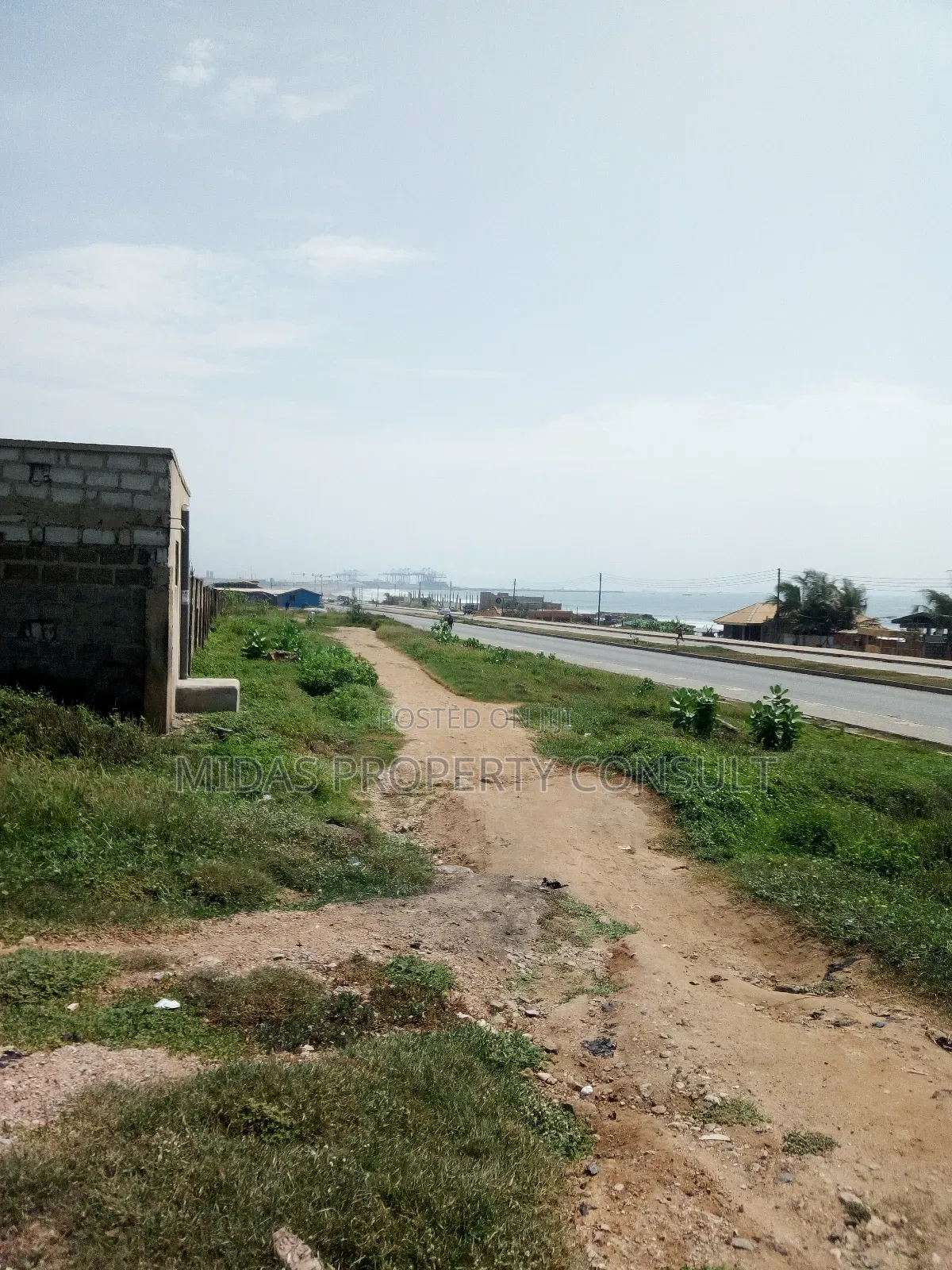 Tema Sakumono Beach Road 4 Plots for Sale