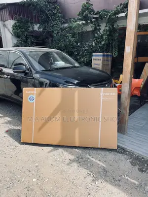 Original Samsung 65DU8000 65” Uhd Smart Television.