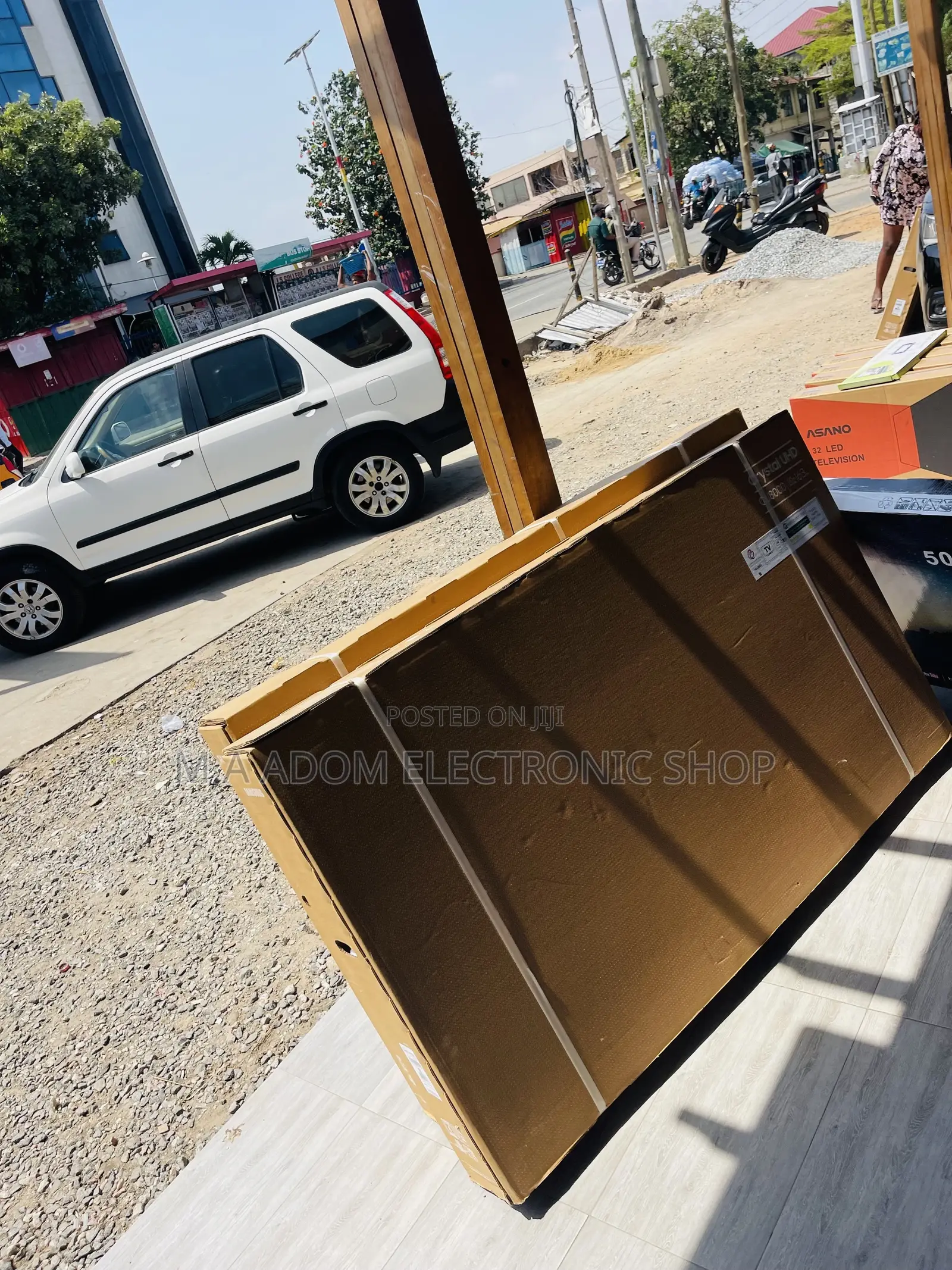 Authentic Samsung 65DU7000 65” Uhd Smart Crystal Tv.