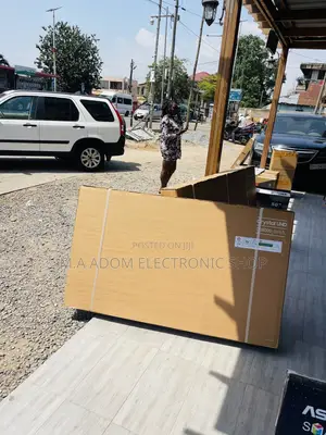 Brand New Samsung 65DU7000 65” Uhd Smart Television.