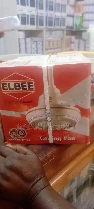 Elbee Short Blade Fan