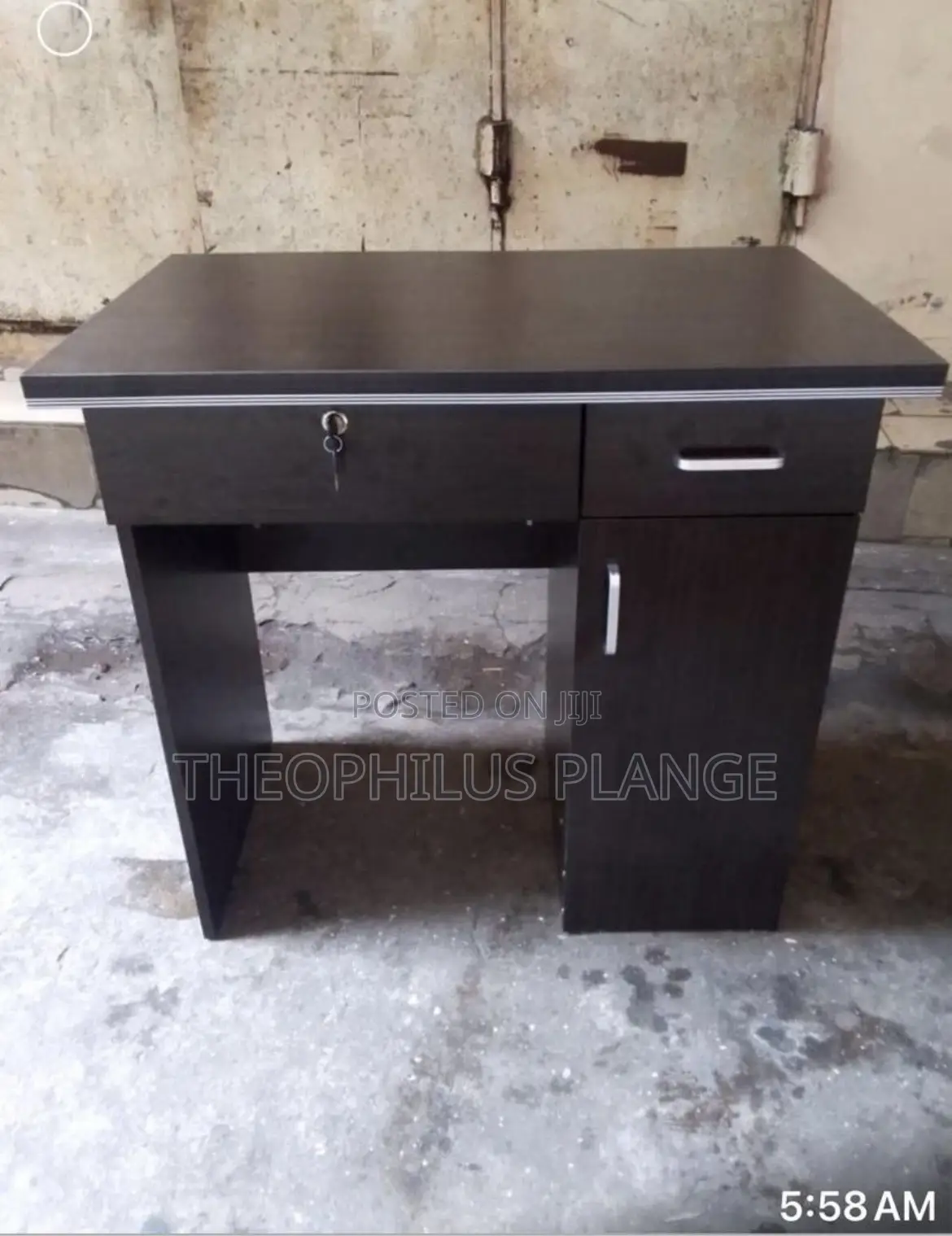 Mini Office Desk, Reception Desk / Office Table
