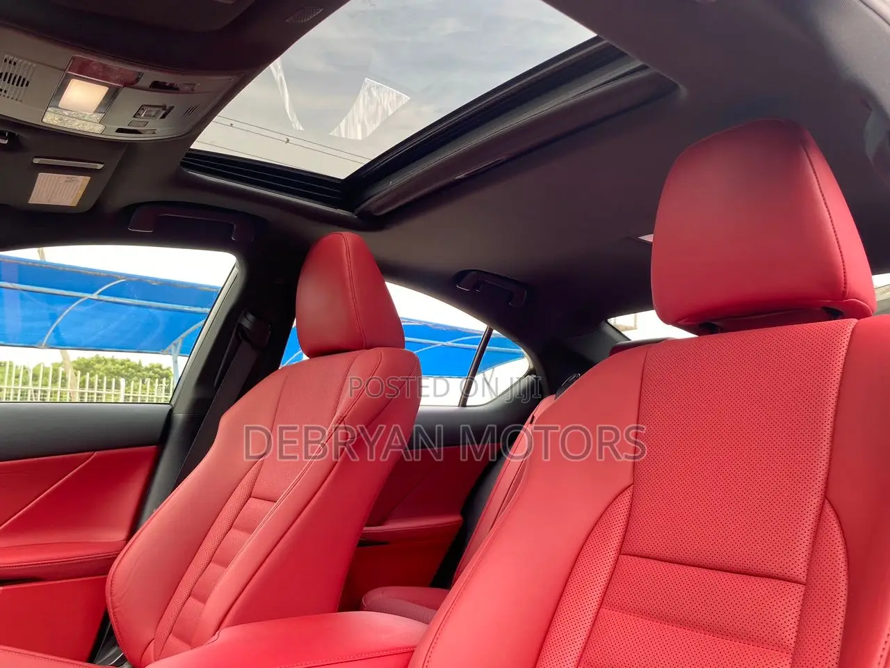 Lexus IS 2023 Gray