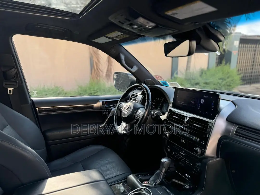 Lexus GX 460 AWD 2022 White