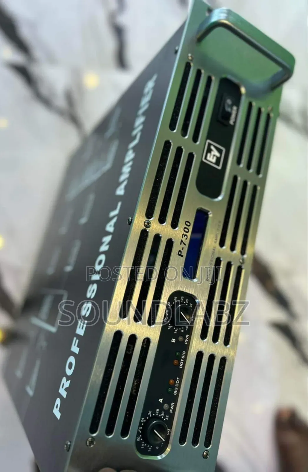 Ev P-7300 Power Amplifier