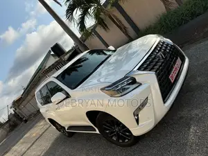 Lexus GX 460 AWD 2022 White