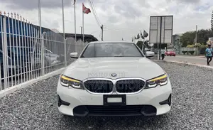BMW 330i 2021 White