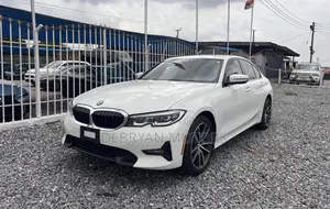 BMW 330i 2021 White