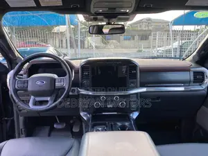 Ford F-150 LARIAT 2023 Black