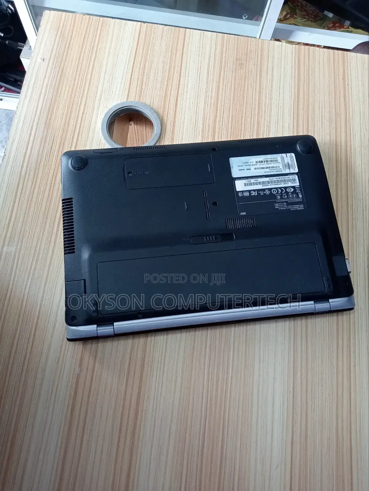 Laptop Samsung NP305U1A 4GB AMD HDD 500GB
