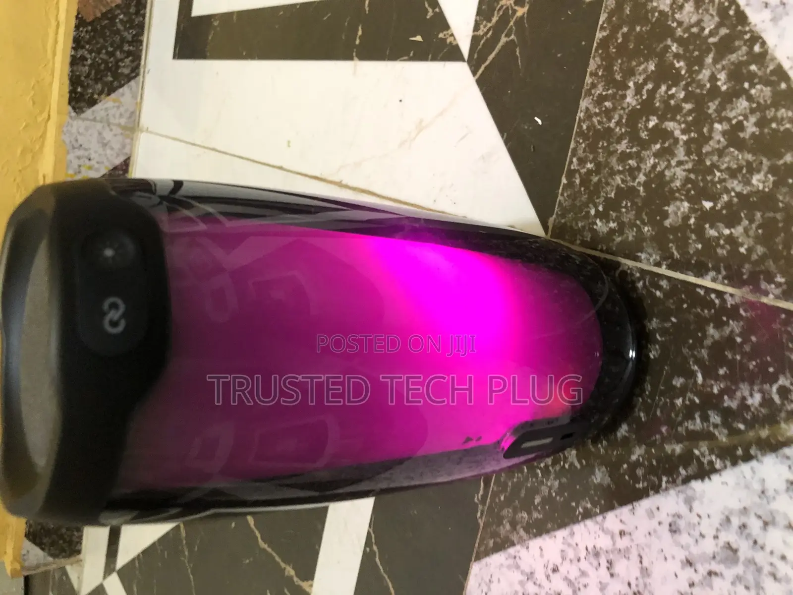 Preowned JBL Pulse 4 Bluetooth Speaker From America 4sale
